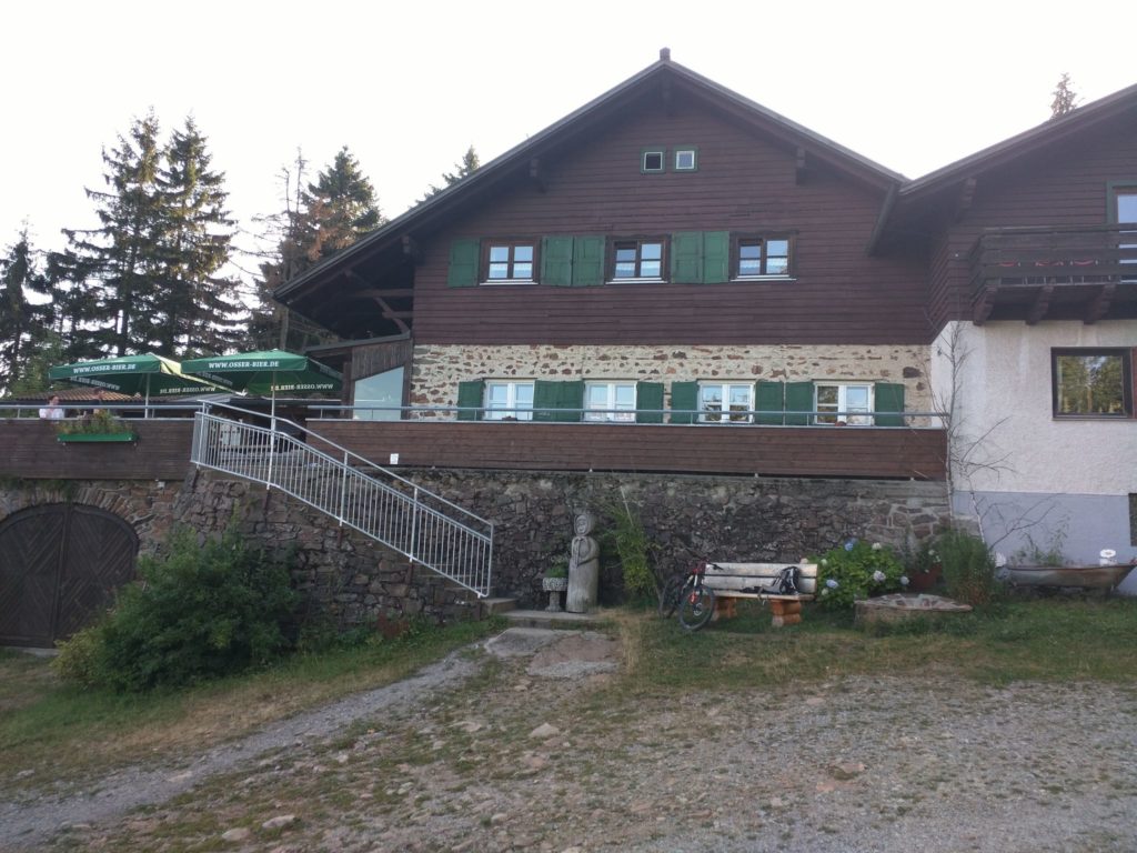 Kötztinger Hütte auf dem Kaitersberg